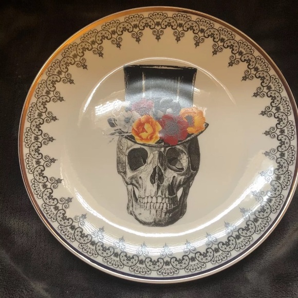 Harvest Green Studio HALLOWEEN SKULL ROSES TOP HAT DINNER 4 PLATE GOLD Royal - Picture 2 of 5